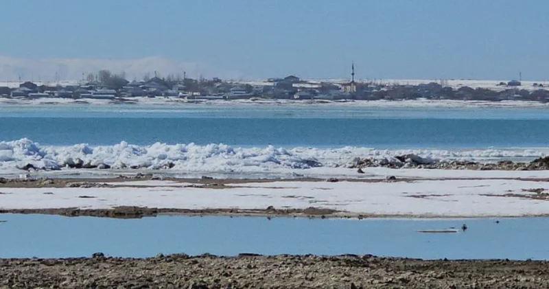 Bitlis te gölde buz dalgaları! Son dakika haberleri