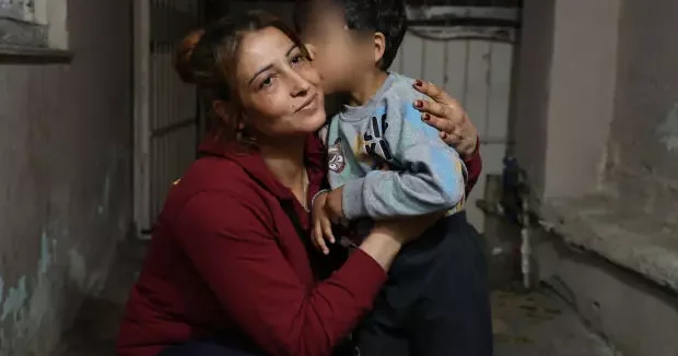 Adana haberleri Param olsun anneme 3 tane döner alırım diyen 5 yaşındaki Kaan artık mutlu 17 Şubat 2026