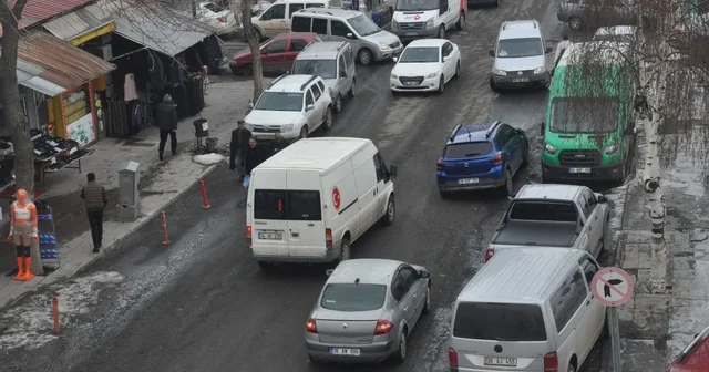 Kars ta araç sayısı 54 bin 967 ye ulaştı, trafikte yoğunluk arttı Kars Haberleri