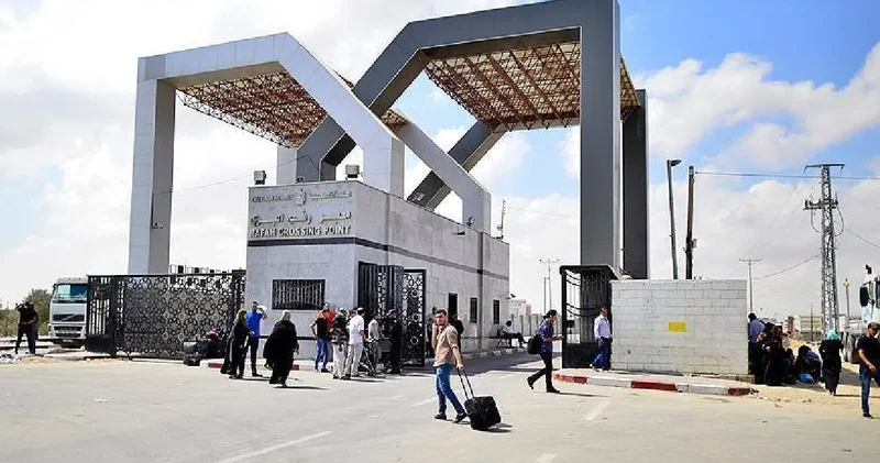 İsrail sınırlı geçişe izin vermişti: Giriş çıkış sayıları açıklandı