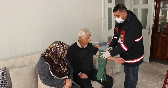 Şehitkamil den gönüllere dokunan Vefa Hizmeti Şehitkamil de Vefa Hizmeti hayatları kolaylaştırıyor Gaziantep Haberleri