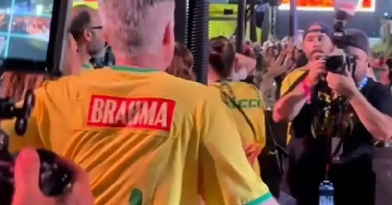 Ronaldo ve Ancelotti, Rio Karnavalı nda bir arada