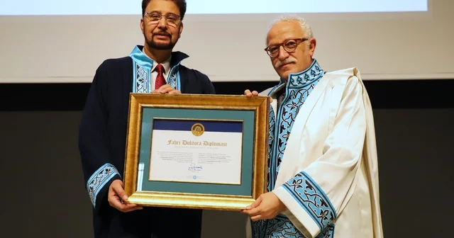 NEÜ de Afzal Khan a Fahri Doktora Payesi tevcih edildi Konya Haberleri