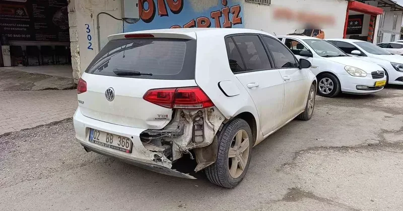 İki otomobilin çarpıştığı kazada 1 kişi yaralandı