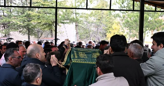 Yaya geçidinde bebek arabasına, motosiklet çarptı; 1,5 yaşındaki Mahmut Fatih öldü Adana Haberleri