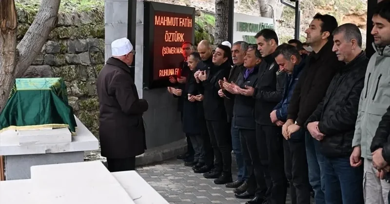 Adana da Bebek Arabasına Motosiklet Çarptı