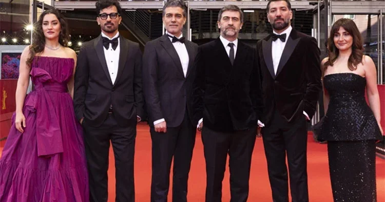 Yönetmen Emin Alper uyarıya aldırış etmedi! Festivalde soykırım çıkışı...