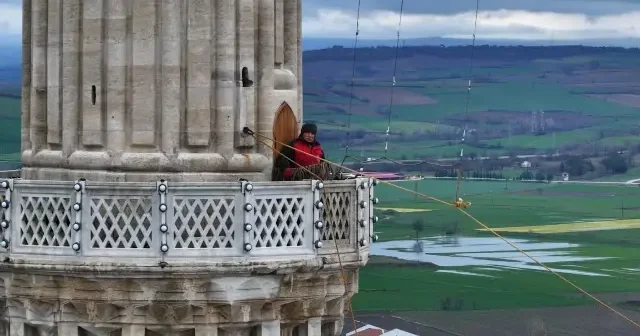 Son mahyacıdan Ramazan hazırlığı: Sanatıyla gökleri aydınlatıyor VİDEO İZLE