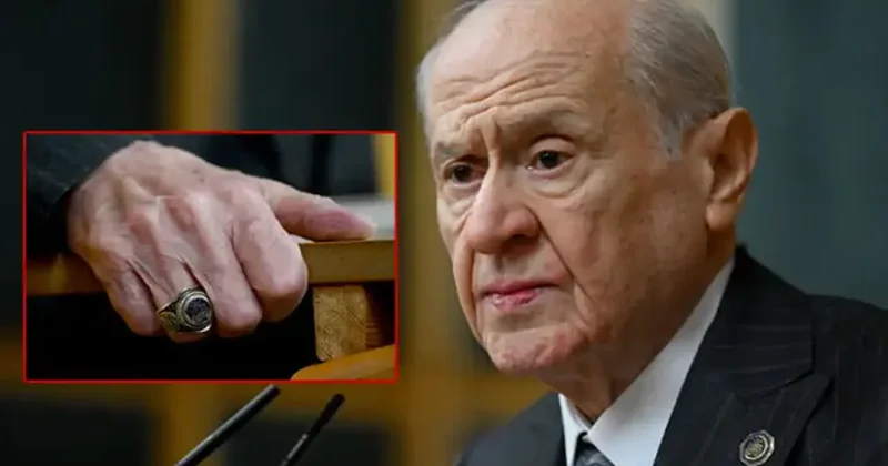 Bahçeli nin yüzük ve rozetindeki detaylar dikkat çekti!