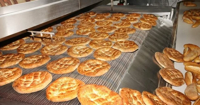 Bursa da 450 gramlık BESAŞ pidesi 25 lira Bursa Haberleri