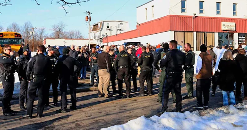 Derbi maçında silahlı baskın: Saldırgan intihar etti ABD de şokta