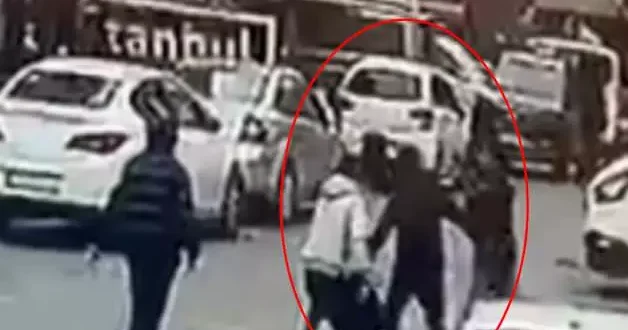 Bankadan çekilen 1,7 milyon lirayı böyle çaldılar: O anlar kamerada