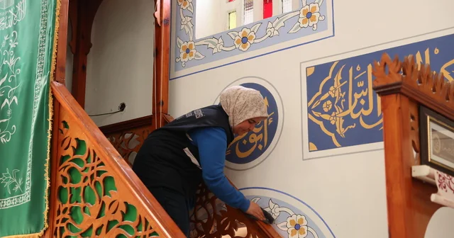 Marmaris te bayram öncesi camilerde titiz temizlik Muğla Haberleri