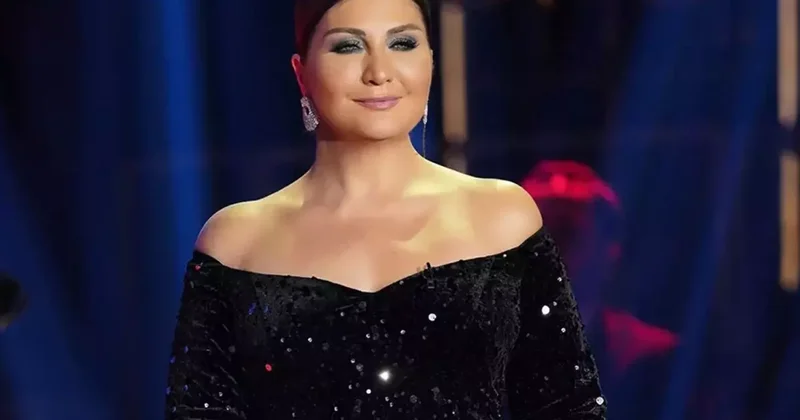 Sibel Can 11 yaş küçük sevgilisini hediyelere boğdu