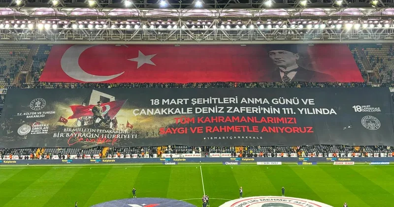 Fenerbahçe den 18 Mart Çanakkale Deniz Zaferi ve Şehitleri Anma Günü için özel koreografi