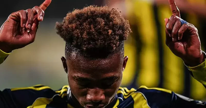 Erman Özgür den Nene ye ayrı parantez: Maçın yıldızı Fanatik Spor Haberleri Video