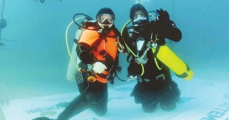 Türk dalgıçtan Guinness rekoru: Soğuk suda 36 saat 9 dakika 36 saniye