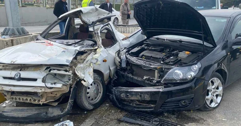 Fren yerine gaza bastı: Çarptığı aracın sürücüsü öldü