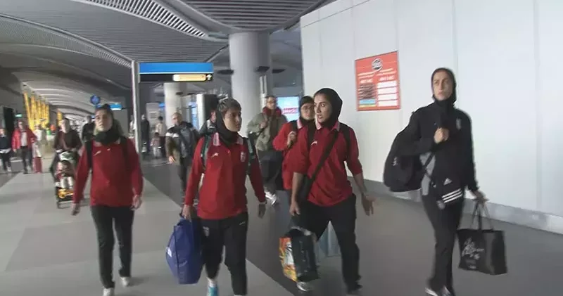 İran Kadın Milli Futbol Takımı İstanbul a geldi