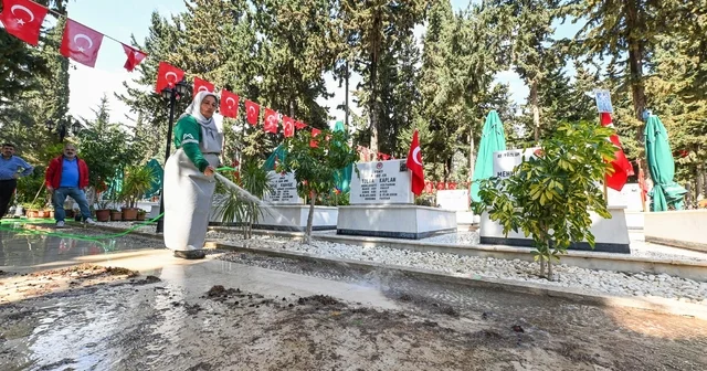 Mersin de bayram hazırlıkları tamamlandı Bayram boyunca toplu taşıma hizmetleri ücretsiz verilecek Mersin Haberleri