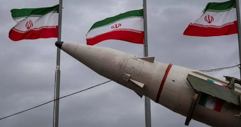 Savaştaki İran asgari ücrete yüzde 60 zam yaptı