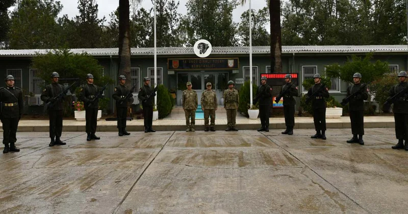 Kara Kuvvetleri Komutanı Tokel den KKTC denetimi! F 16 lar konuşlanmıştı