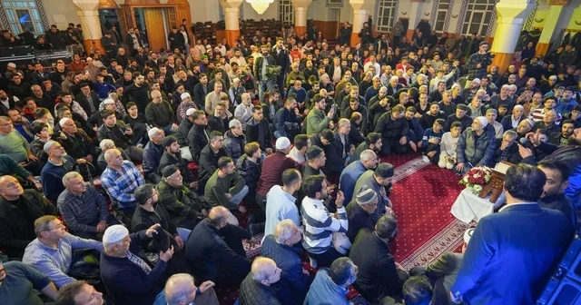 Şehitkamil de Kadir Gecesi ne özel program Mahmoud Elshahat Anwar dan unutulmaz tilavet Gaziantep Haberleri