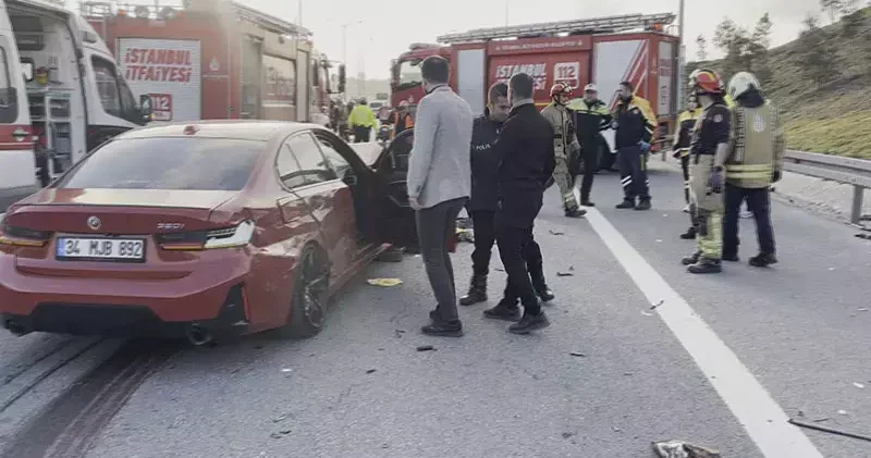 Eyüpsultan TEM Otoyolu nda zincirleme kaza: 1 ölü 1 yaralı