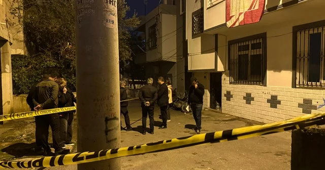 Silahlı kavgada sokaktan geçen genç kız öldü, 1 kişi de yaralı Mersin Haberleri