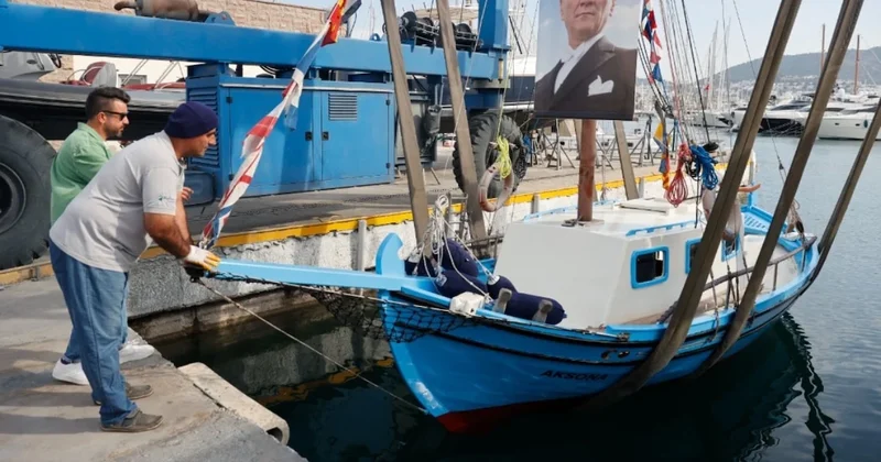 Bodrum un son sünger avcısı Aksona Mehmet 64 yıllık teknesini denize indirdi Sözcü Gazetesi