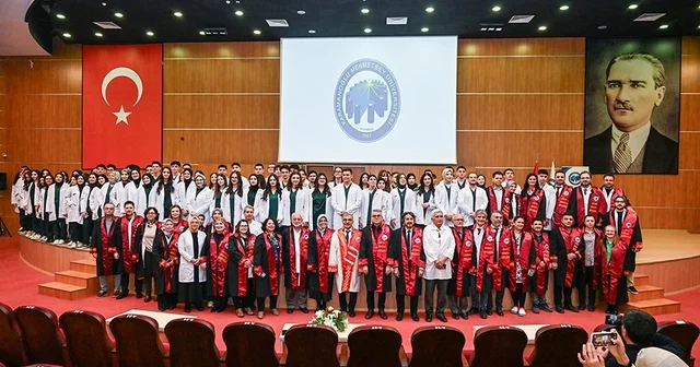 KMÜ de tıp bayramı ve beyaz önlük giyme töreni düzenlendi Karaman Haberleri