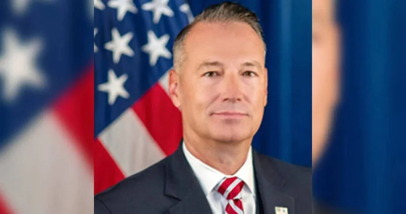 Trump döneminin tartışmalı direktörü istifa etti! ICE ın kilit ismi görevden ayrılıyor