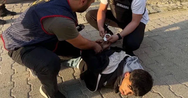 MİT’ten siber suç çetesine büyük darbe: Kişisel verileri pazarlayan 12 kişi yakalandı VİDEO İZLE