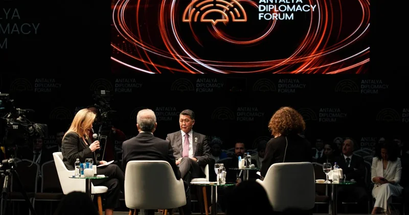 ADF de Aşırı Üretim, Yetersiz Beslenme paneli düzenlendi