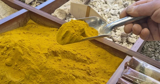 Mevsim geçişlerinde kırgınlığa karşı bu bitkisel karışım öneriliyor Aktar Koray Özkılıç: Ginseng tozu, zencefil, zerdeçal ve havlıcan ile tüketeceğimiz karışık pekmez bağışıklığı arttırır Eskişehir Haberleri