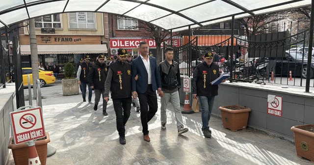 Eskişehir de barlar sokağındaki bıçaklı kavgaya ilişkin 10 gözaltı Eskişehir Haberleri