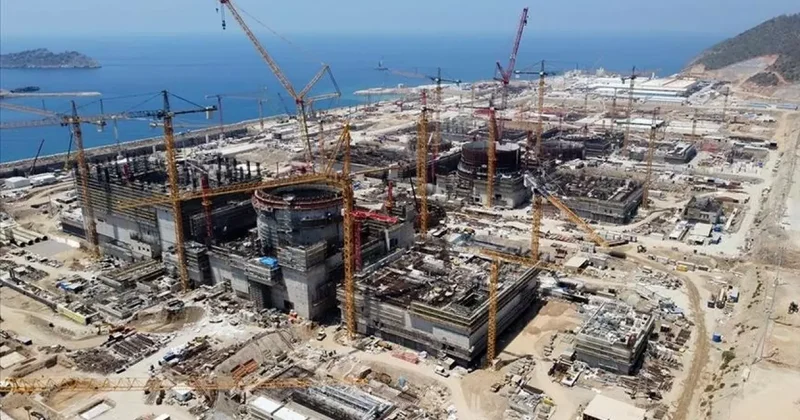 Türkiye’nin enerji üssünde kritik eşik! 141 tonluk dev yapı yerine yerleştirildi