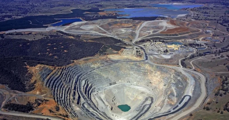 Komşu ülke her şeyi sıfırdan başlatıyor: Yerin altında ne bulursa çıkaracaklar Sözcü Gazetesi