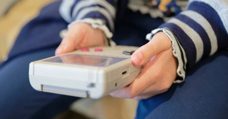 Elinde tutan zengin oluyor: 90 ların favori oyuncağı 180 bin TL ye satılıyor Sözcü Gazetesi