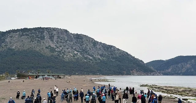 Muğla Büyükşehir den sahillerde temizlik seferberliği Muğla Haberleri