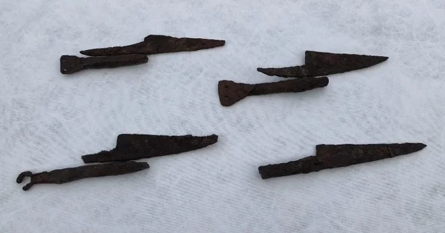 Hadrianopolis Antik Kenti nde 5 inci yüzyıla ait bıçaklar ve kösüre taşı ortaya çıkarıldı Karabük Haberleri