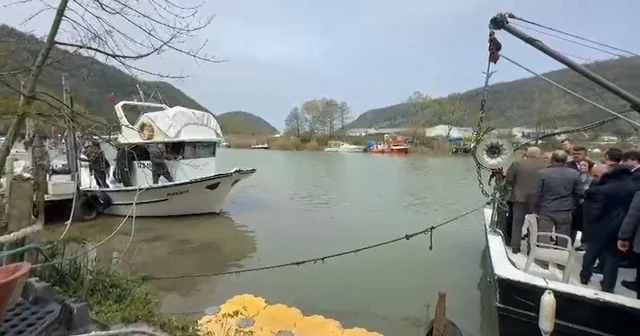 Türkiye nin taşımacılık yapılabilen tek ırmağı daha modern görüntüye kavuşacak Bartın Irmağı nda iskele ve çekek yerlerine düzenleme yapılacak Bartın Haberleri