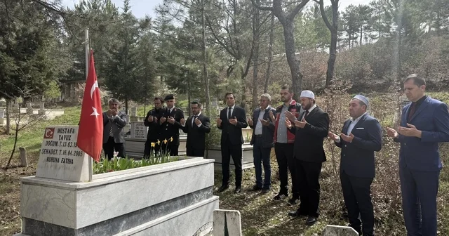 Şehit Polis Memuru Mustafa Yavuz mezarı başında anıldı Kütahya Haberleri