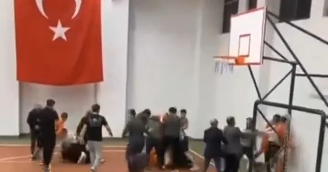 Voleybol turnuvasında 6 öğretmen darp edildi Adana Haberleri