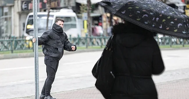 Bugün başlıyor: Sağanak yağış ve fırtına geliyor! Meteoroloji saat vererek uyardı: Kuvvetli yağış, rüzgar ve toz taşınımı...