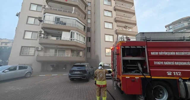 İskenderun da binanın bodrum katında yangın çıktı Hatay Haberleri