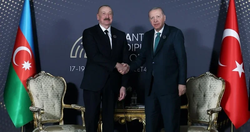 Cumhurbaşkanı Erdoğan ile Aliyev İran savaşının etkilerini Antalya da görüştü: Süreç barışla sonuçlanmalı Politika Haberleri