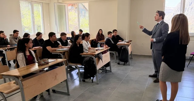 Kaymakam Arıkan dan eğitim vurgusu Erzincan Haberleri