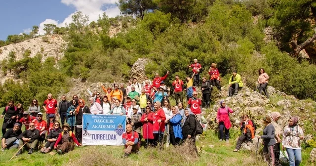 TURBELDAK tan Ulubey Kanyonu nda nefes kesen doğa yürüyüşü Manisa Haberleri