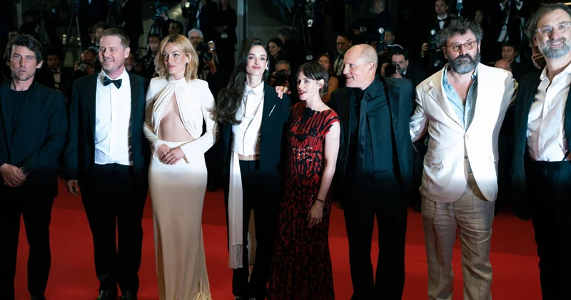 Cannes da Woody Harrelson ve Kristen Stewart ın günü